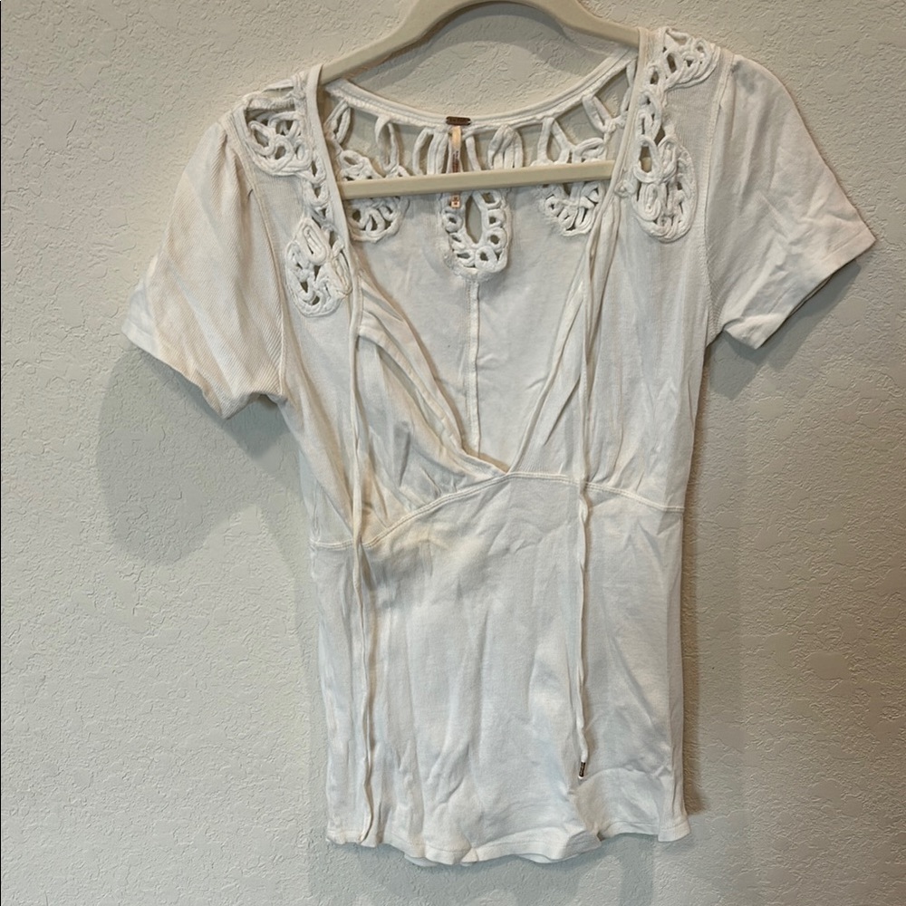 Elegant White Lace Detail Top